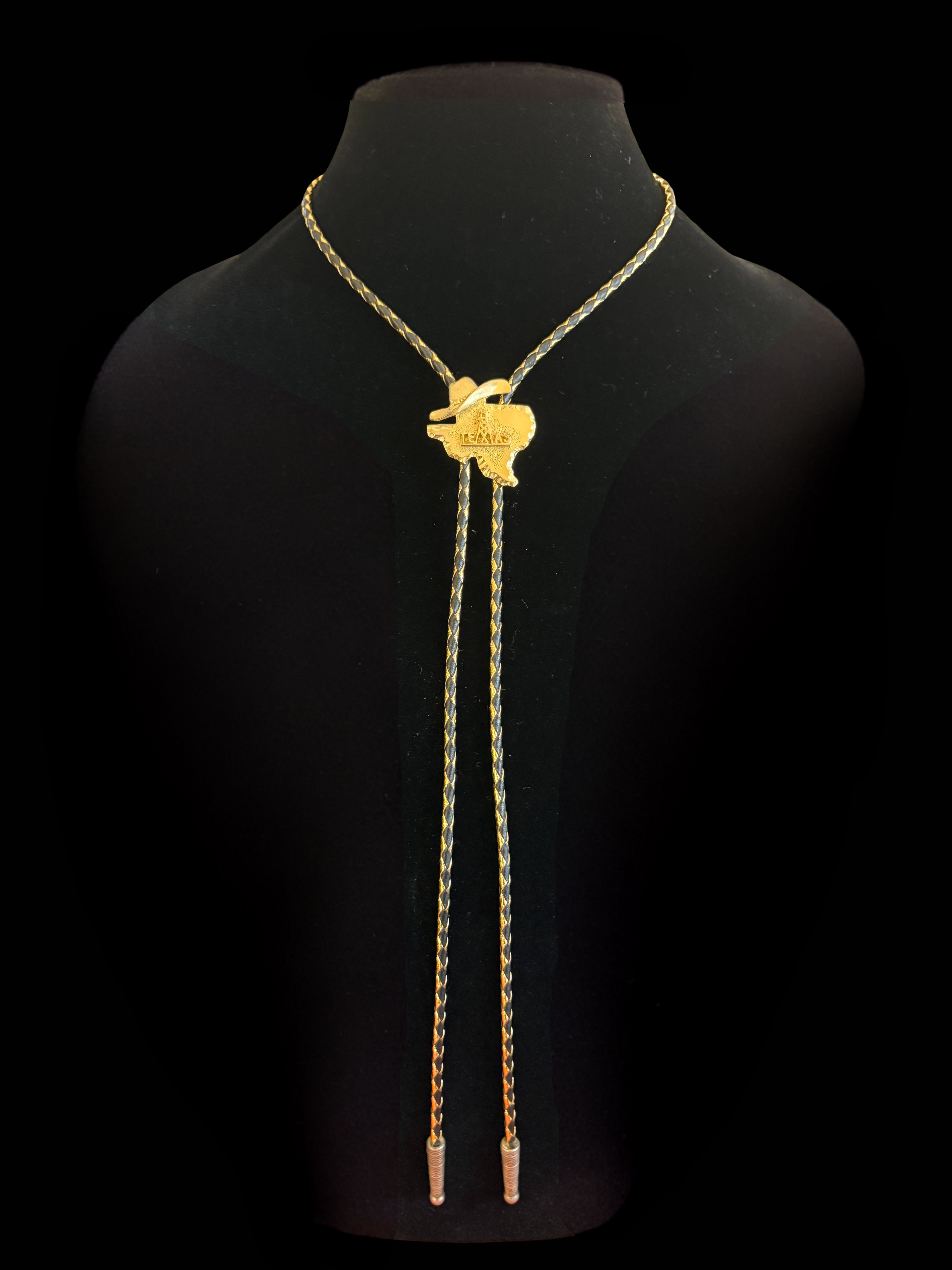 Vintage Texas Oil Derrick Western Bolo Tie