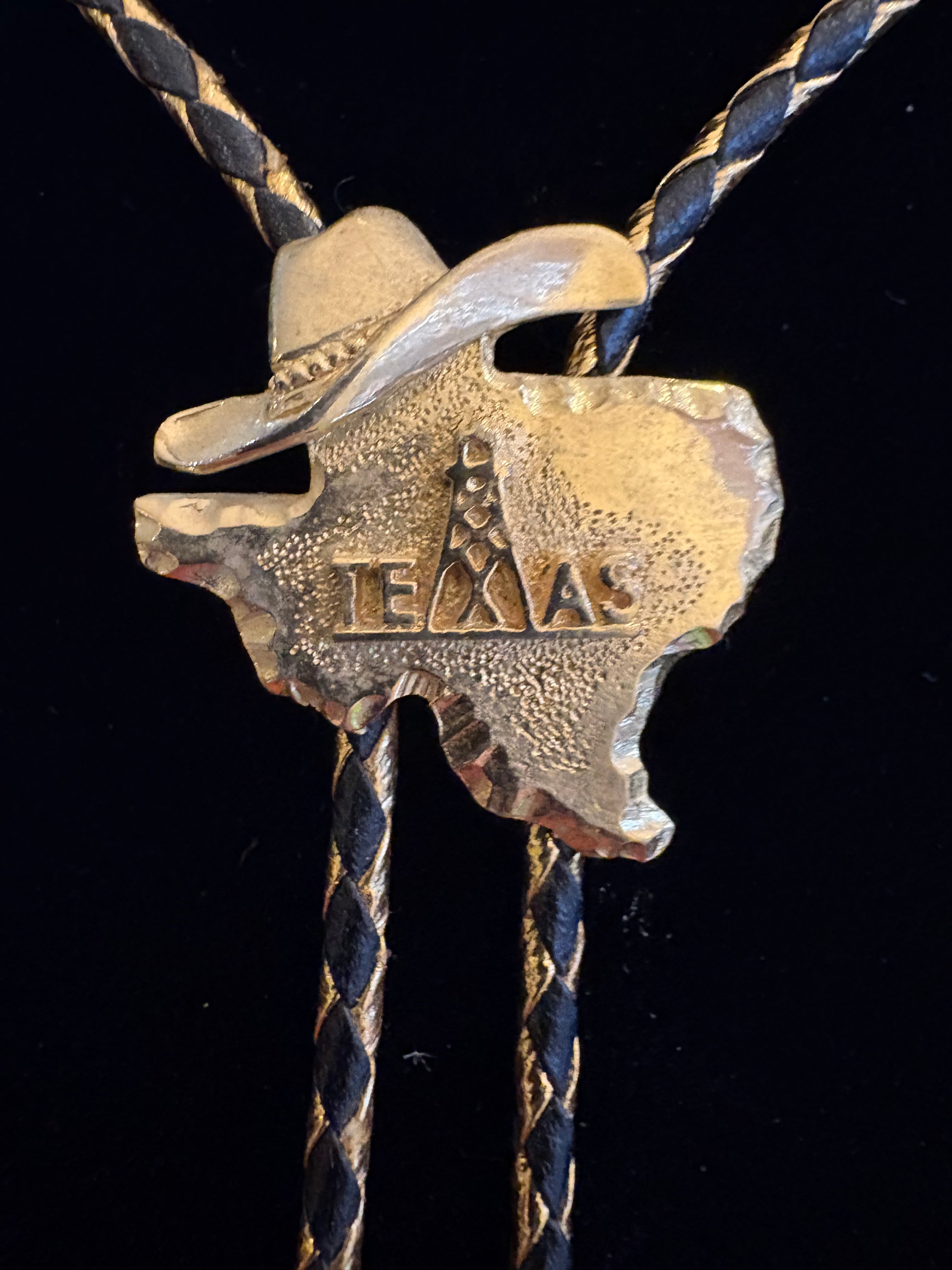 Vintage Texas Oil Derrick Western Bolo Tie